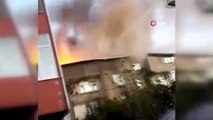 Ümraniye'de 4 katlı bir binanın çatısında yangın çıktı. Olay yerinde itfaiyenin soğutma çalışmaları devam ediyor.