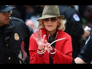 Jane Fonda encore arrêtée à 81 ans  elle a passé la nuit en prison !