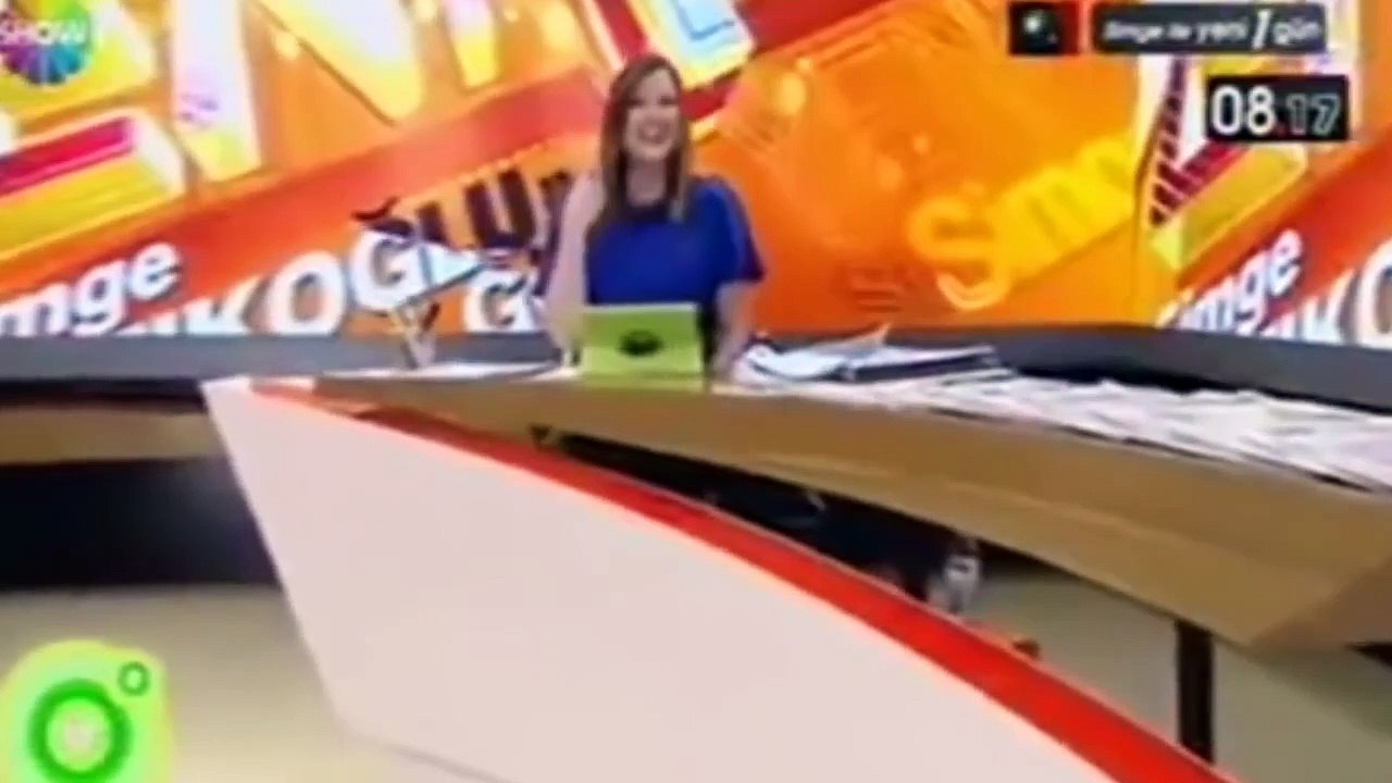 Canlı yayın kazaları, Spikerlerin komik durumu  sosyal medyayı güldürüyor 2015 bölum 1