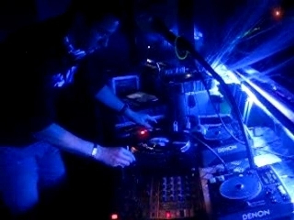 I love techno