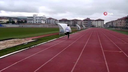 Dünya şampiyonu atlet olimpiyatlara katılmak istiyor