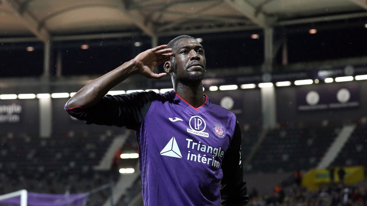 L'ouverture du score de Yaya Sanogo face à Lyon au Stadium
