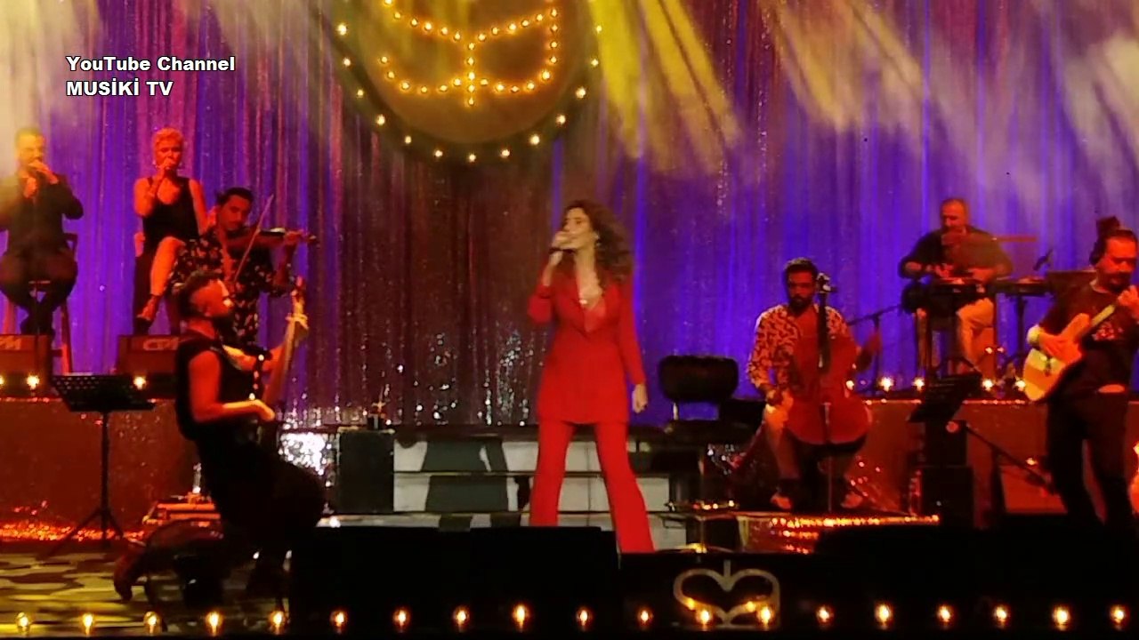 SILA - Zeybek (Konser/Canlı) @Antalya Açıkhava Tiyatrosu - HD