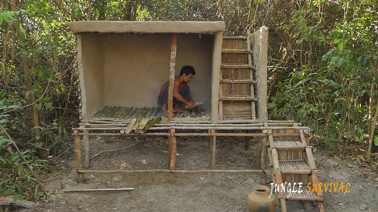 Build incredible Bamboo Mud Villa House in Deep Jungle without tool by Jungle Survival