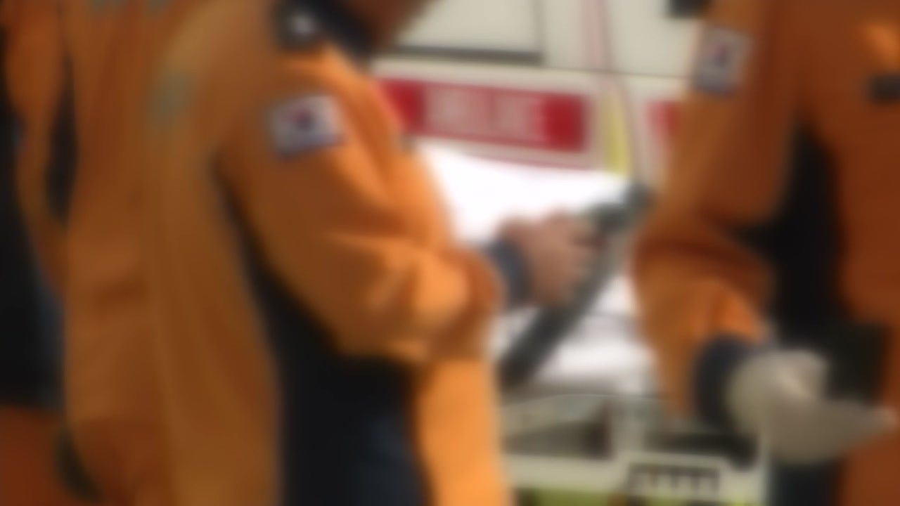 헬기 추락 탑승자 시신 2구 대구로 이송 / YTN