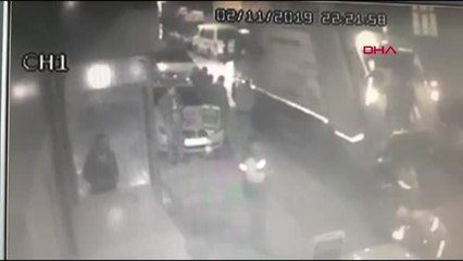 Esenler'de çöp kamyonunun altında kalan kadın hayatını kaybettiek görüntüyle