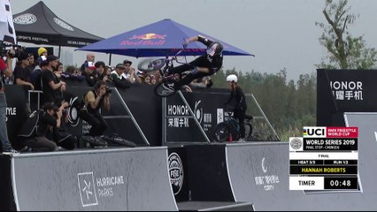 下载视频: Hannah Roberts | 1st place – UCI BMX Freestyle Park World Cup Women Final | FISE Chengdu 2019