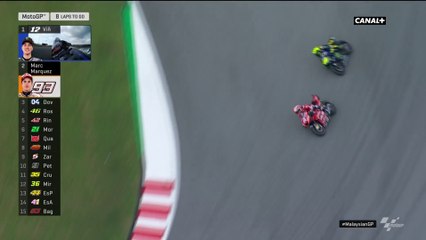 Rossi n'arrive pas à passer Dovizioso