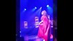 فيديو رقص إليسا حافية القدمين بحفلها في باريس يشعل مواقع التواصل