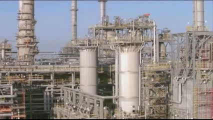 Saudi regulator approves Aramco share listing request