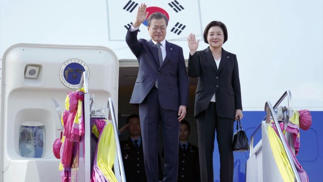 문 대통령 태국 도착...아세안 일정 시작 / YTN