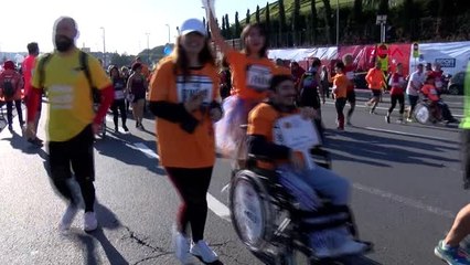Spor istanbul maratonu renkli anlara sahne oldu