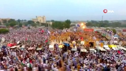 Pakistan'da muhalefetin gösterileri devam ediyor