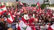 آلاف الأشخاص يتظاهرون دعماً للرئيس اللبناني ميشال عون قرب بيروت