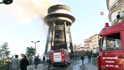 Ankara'nın Mamak ilçesinde bulunan Ali Kuşcu Gökbilim Merkezi'nde yangın çıktı.