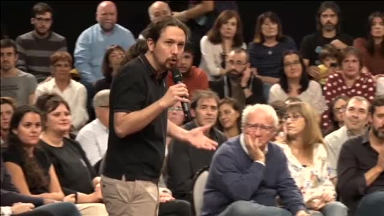 Pablo Iglesias: "Sería decente que los electores socialistas sepan si Sánchez va a buscar un acuerdo con la derecha"
