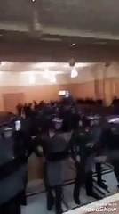 Les gendarmes embastillent les magistrats à Oran