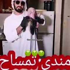 فيديو شيف خليجي يطبخ "مندي التمساح" ويشعل الجدل حول تحريم تناول لحمه