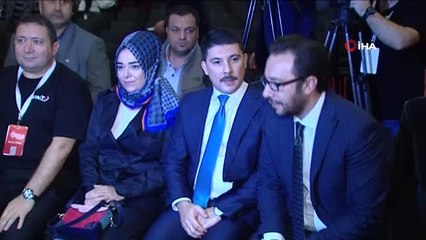 200 engelliye akülü tekerlekli sandalye hediye edildi