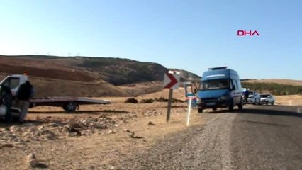 Adıyaman takla atan otomobil devrildi: 3'ü çocuk 6 yaralı