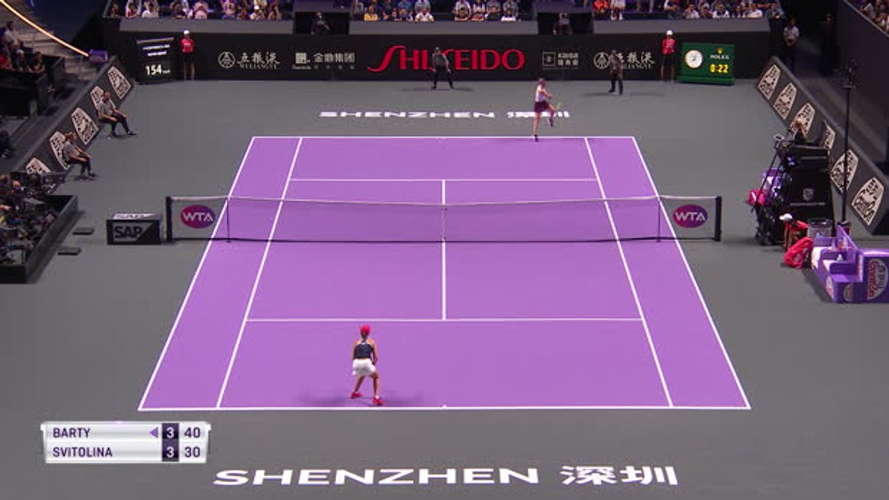 Barty claims record prize for season-ending title