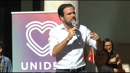 Garzón critica que a Sánchez "se le pone cara de Rivera"