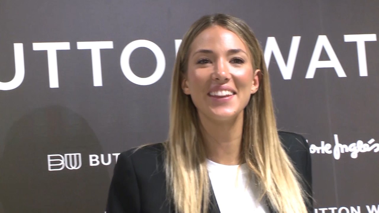 Alice Campello disfruta del domingo en el parque con sus hijos