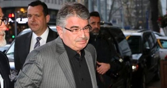 AK Partili eski bakan İdris Naim Şahin, Saadet Partisi yönetimine girince parti içinden sert eleştiriler geldi