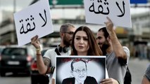 اللبنانيون يواصلون التظاهر متمسكين بمطالبهم برحيل النخبة الحاكمة