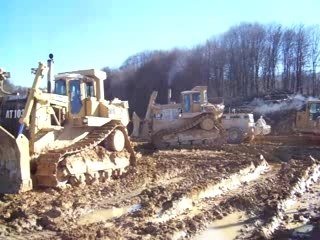 caterpillar  scrap bull dumper grader