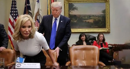 Trump, kişisel papazını Beyaz Saray'a aldırdı! ABD gündeminde olay oldu