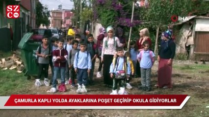 Ayaklarında poşetle okula gidiyorlar
