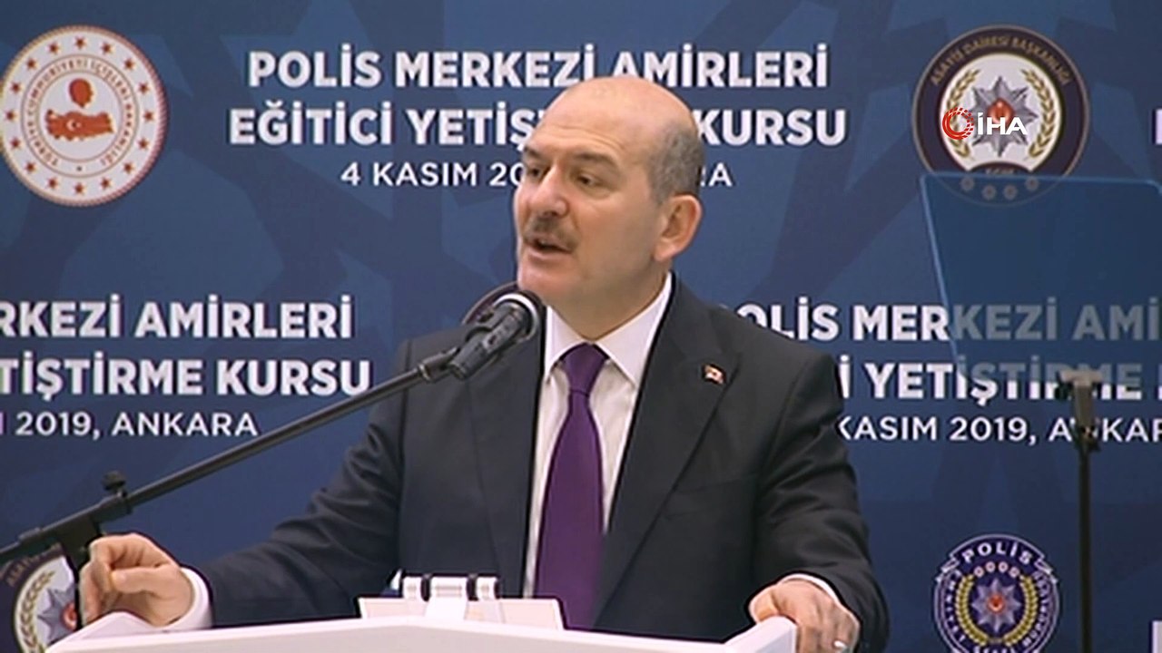 İçişleri Bakanı Soylu: 'Millet onları çöp toplasın, imar ve inşa etsin diye seçti, millet onları terörle birlikte hareket edip, istiklal marşına hakaret etsin diye seçmediler'