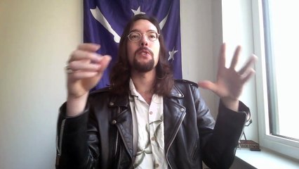 Elizabeth Warren Badly Fumbles on Socialized Healthcare