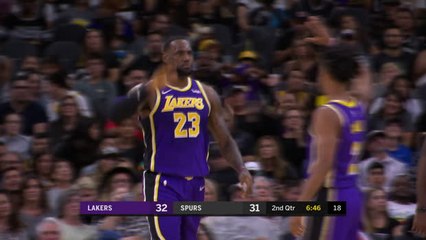 Download Video: LeBron leads Lakers to strong win in Texas