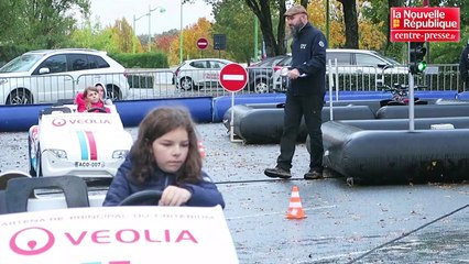 VIDÉO. Fontaine-le-Comte : des voitures ludiques forment les jeunes à la conduite