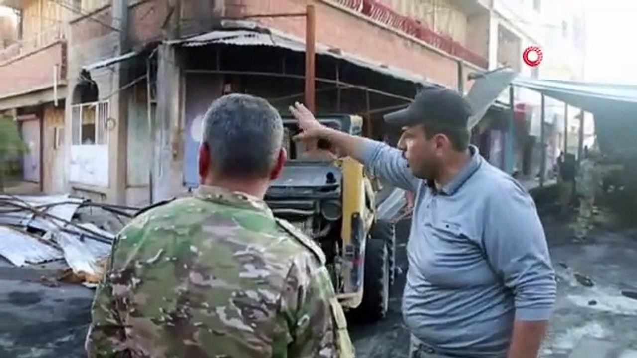 Suriye Milli Ordusu terör saldırıları sonrası Rasulayn’da yolları temizliyor