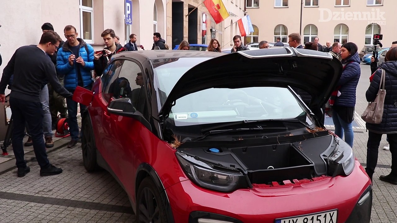 Jak będą wyglądały stacje do ładowania aut elektrycznych, które wkrótce będą instalowane w Łodzi