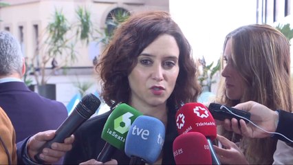 Ayuso celebra la compra de Air Europa por Iberia