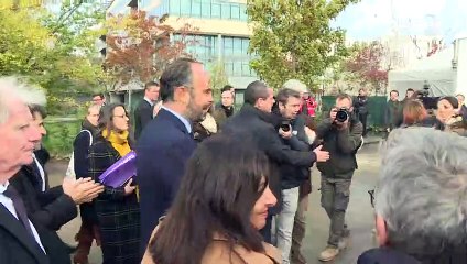 JO-2024: Philippe lance les travaux du village olympique