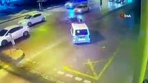 Esenyurt'ta polis arabasıyla motosikletin çarpıştığı kazanın kamera görüntüleri ortaya çıktı