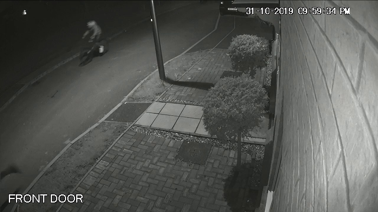MK gang of youths attack dog walker
