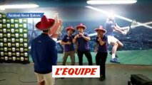 Djokovic chante avec ses supporters - Tennis - WTF