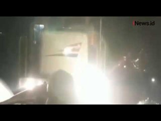 Palang Pintu Telat Tutup, Mobil dan 4 Sepeda Motor Tertabrak KA di Solo