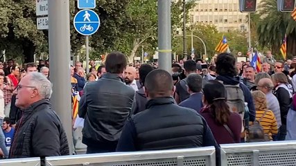 Los CDR zarandean a los invitados a los Premios Princesa de Gerona