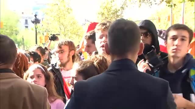 PP, Ciudadanos y VOX responsabilizan por inacción a Sánchez de la violencia en las calles de Cataluña