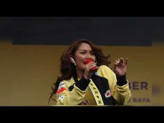 Lantunkan Lagi Syantik, Ribuan Warga Medan Bergoyang di FPL