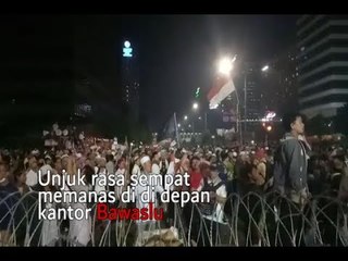 Usai Tarawih, Aksi 22 Mei di Bawaslu Sempat Memanas