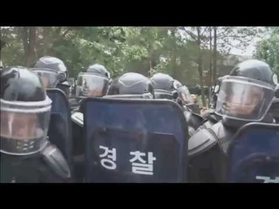 "김기춘 실장,우리가 남이가!" 검찰, 금수원 진입