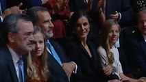 Los Reyes, Princesa Leonor e Infanta Sofía entran a los Premios FPdGI